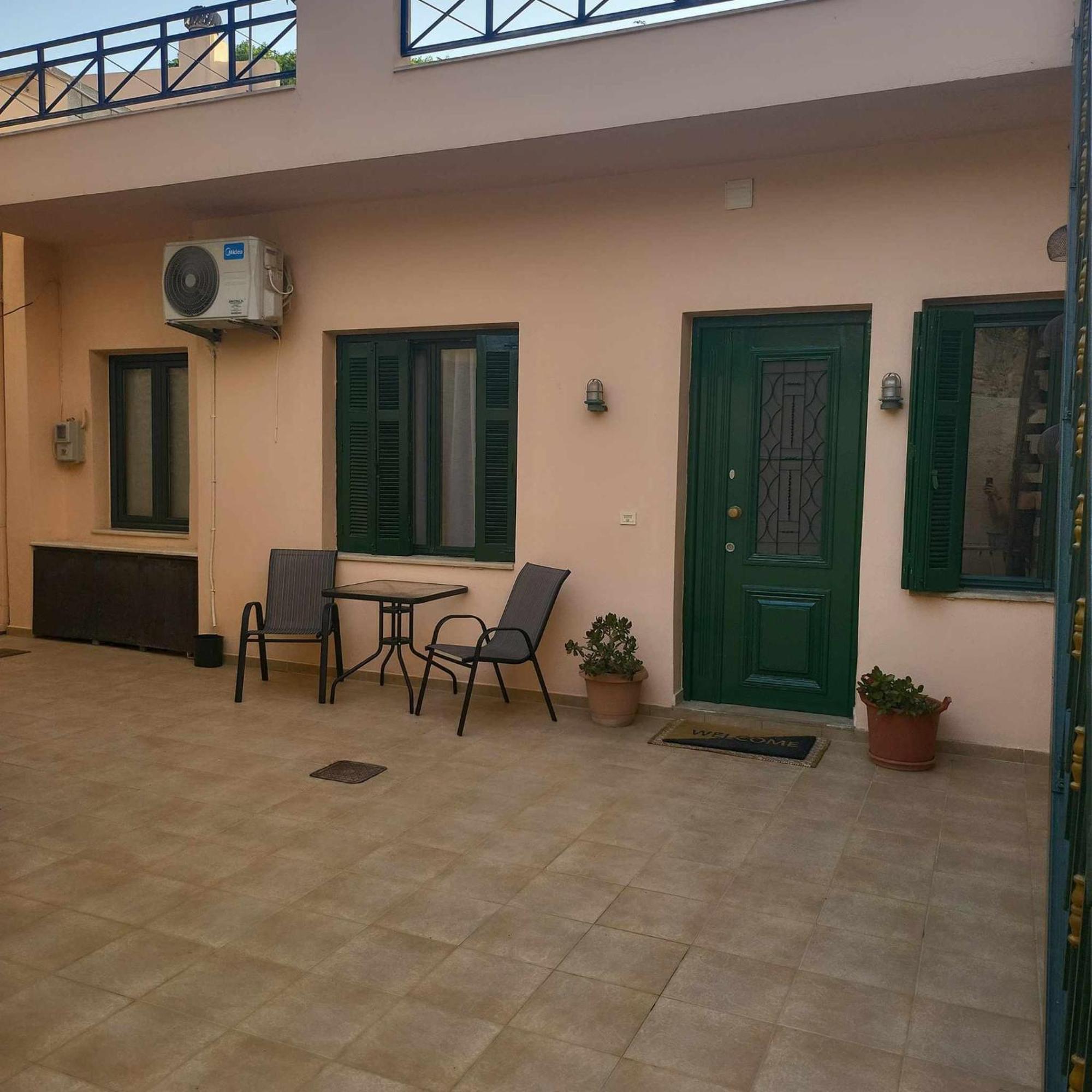 Creta Home In Heraklion Center 1 Room photo